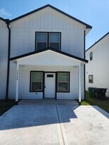 9218 Nyssa St in Houston, TX - Building Photo