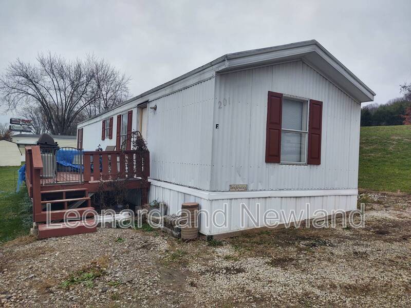 62846 Byesville Rd in Cambridge, OH - Building Photo