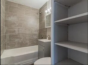 1401 Laurel Dr in Urbana, IL - Building Photo - Building Photo