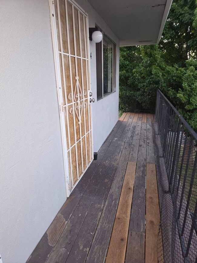 property at 3704 Sapphire Dr