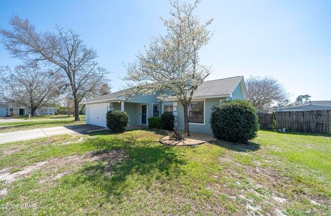 307 Fan Palm Pl in Panama City Beach, FL - Building Photo - Building Photo