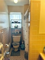 75 Birch Rd in Cedar Grove, NJ - Building Photo