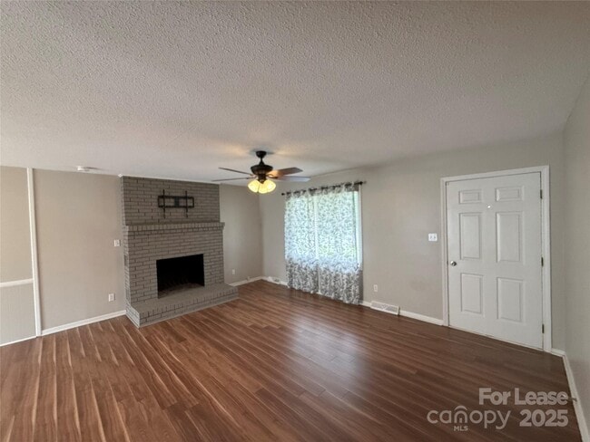 4712 Jamee Dr in Gastonia, NC - Building Photo - Building Photo