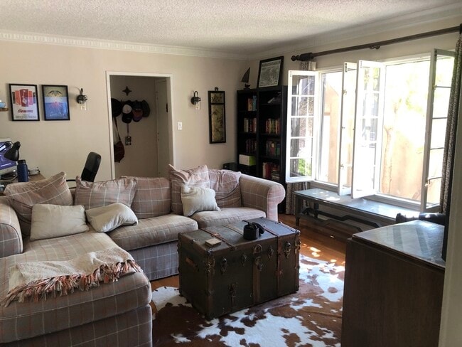 800 Alandele Ave, Unit 800