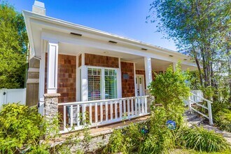 386 Orlena Ave in Long Beach, CA - Building Photo - Building Photo