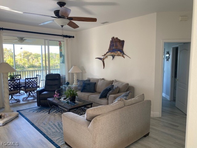 property at 11271 Tamarind Cay Ln