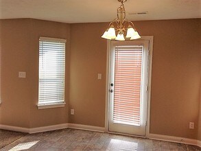 1009 Palomino Pl in Bargersville, IN - Building Photo - Building Photo