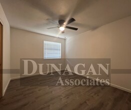 1202 W Ash St in Carlsbad, NM - Building Photo - Building Photo