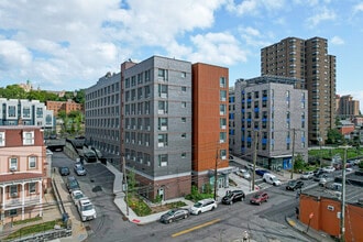 178 Warburton Ave in Yonkers, NY - Building Photo - Building Photo