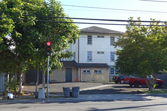 682 N Kuakini St in Honolulu, HI - Building Photo - Building Photo