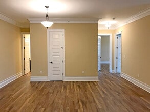 19b Boulder Hills Boulevard in Wantage, NJ - Building Photo - Building Photo