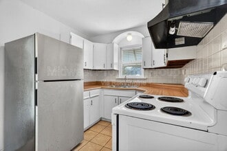 9923 Jeffrey Dr in St. Louis, MO - Building Photo - Building Photo