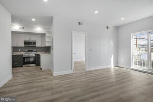 800 Callowhill St in Philadelphia, PA - Building Photo