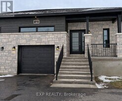 919 Chablis Cres in Embrun, ON - Building Photo
