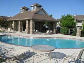 10311 W Girton Dr in Lakewood, CO - Building Photo - Building Photo