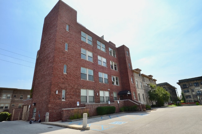 property at 2105 N Meridian St