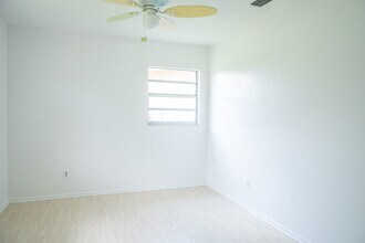 912 Plato Ave in Orlando, FL - Building Photo - Building Photo