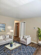 15330 Lahser Rd in Detroit, MI - Building Photo - Building Photo