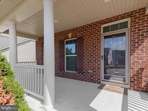 10408 Windlass Run Rd in Baltimore, MD - Foto de edificio - Building Photo