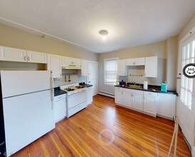71 Dana St in Cambridge, MA - Building Photo - Building Photo