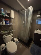 24 Washburn St, Unit #1 in Boston, MA - Foto de edificio - Building Photo