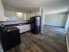 6262 Eastridge Dr in Indianapolis, IN - Building Photo - Building Photo