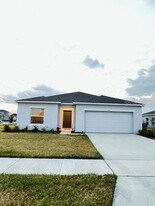 200 Aquamarine Ln in Kissimmee, FL - Building Photo