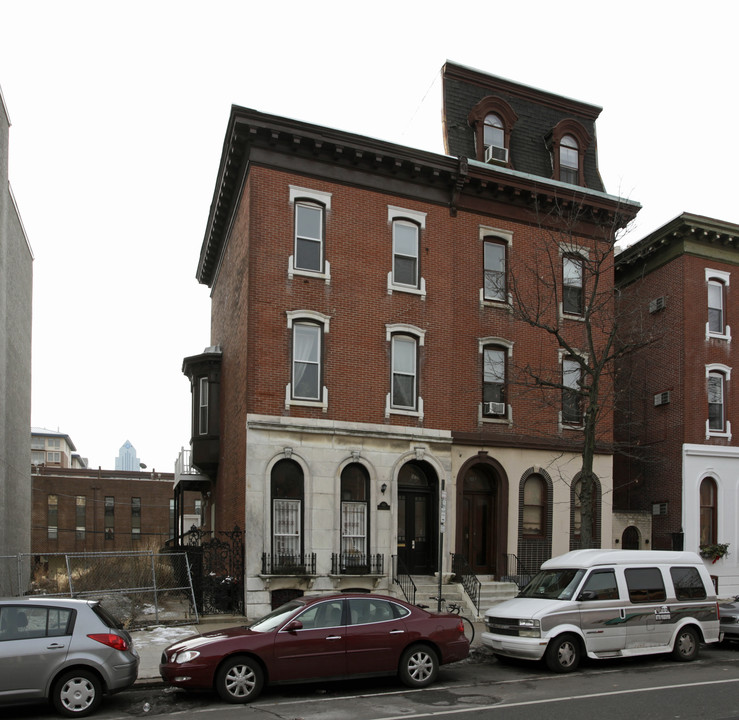 1912 Spring Garden St in Philadelphia, PA - Foto de edificio