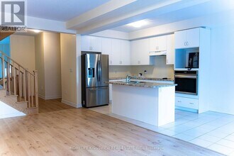 2146 Speare Ct in Innisfil, ON - Building Photo - Building Photo