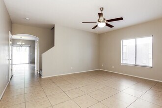 5658 S 239th Dr in Buckeye, AZ - Building Photo - Building Photo