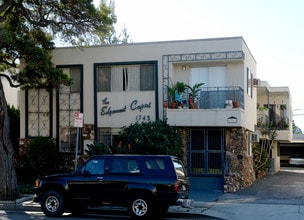 1743 Edgemont St in Los Angeles, CA - Foto de edificio - Building Photo