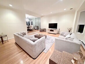 821 Channel Rd in Lido Beach, NY - Building Photo - Building Photo