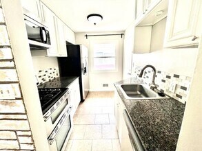 4413 Mission Rd in Kansas City, KS - Building Photo - Building Photo