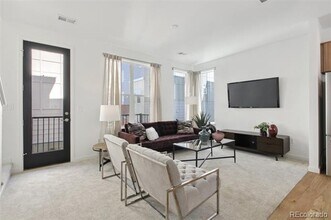 8711 E Hampden Ave in Denver, CO - Building Photo - Building Photo