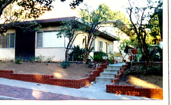 918 Main St in El Segundo, CA - Foto de edificio - Building Photo