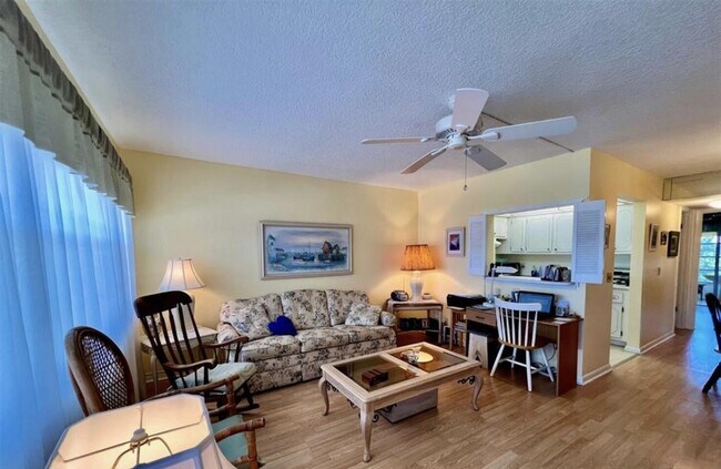 39 Harwood B in Deerfield Beach, FL - Building Photo - Building Photo