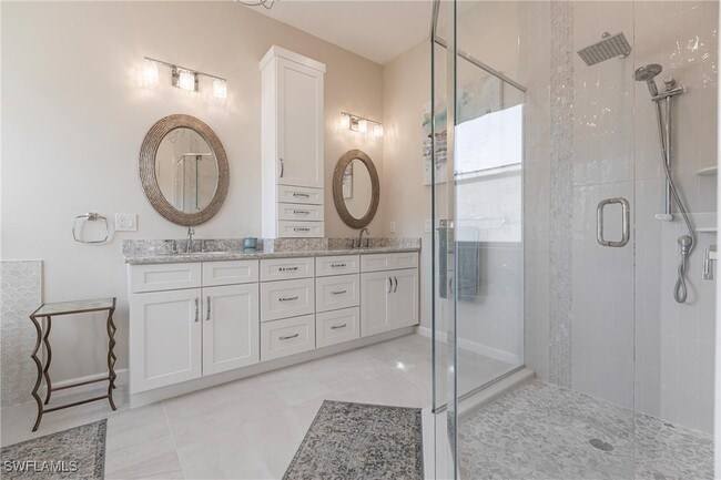 property at 3920 Lakeview Isle Ct