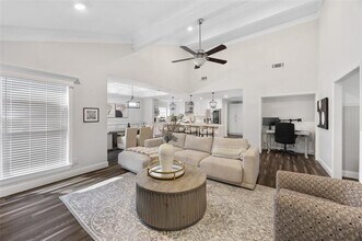 6419 Wrenwood Dr in Dallas, TX - Building Photo - Building Photo