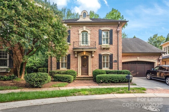 6723 Conservatory Ln