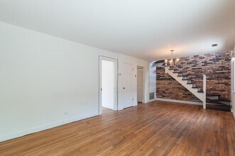 1255 W Belden Ave in Chicago, IL - Foto de edificio - Building Photo