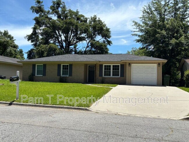 229 Chatham St in Savannah, GA - Building Photo - Building Photo