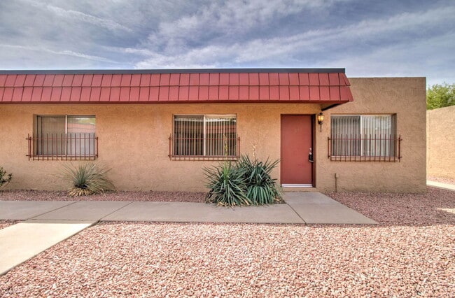 5323 N 19th Ave in Phoenix, AZ - Building Photo - Building Photo