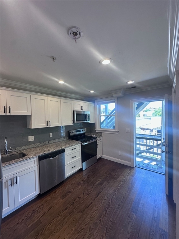 39 W Walnut Park in Boston, MA - Building Photo - Building Photo