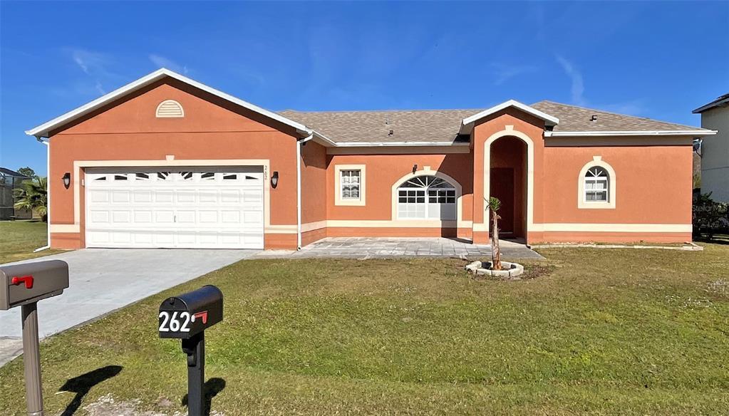 262 Beckenham Dr in Kissimmee, FL - Building Photo