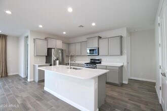 38184 W Santa Monica Ave in Maricopa, AZ - Building Photo - Building Photo