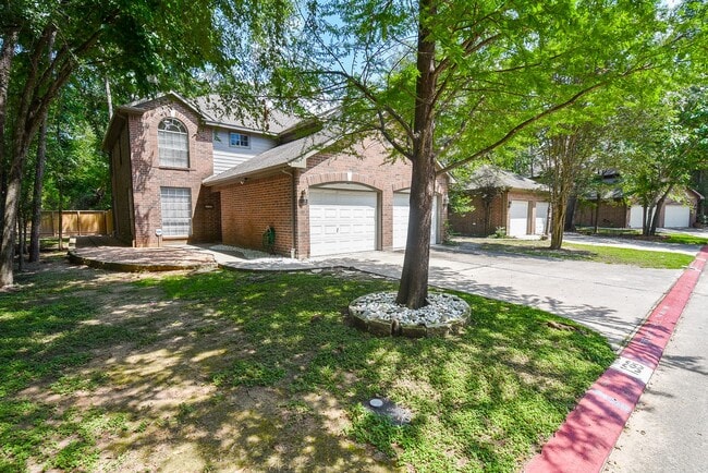 property at 138 Willowwood Cir
