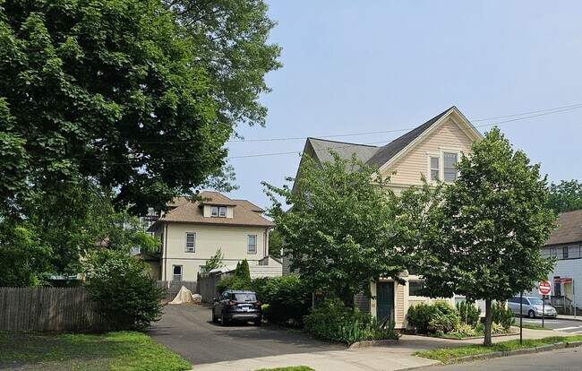 169 Winchester Ave in New Haven, CT - Building Photo - Building Photo