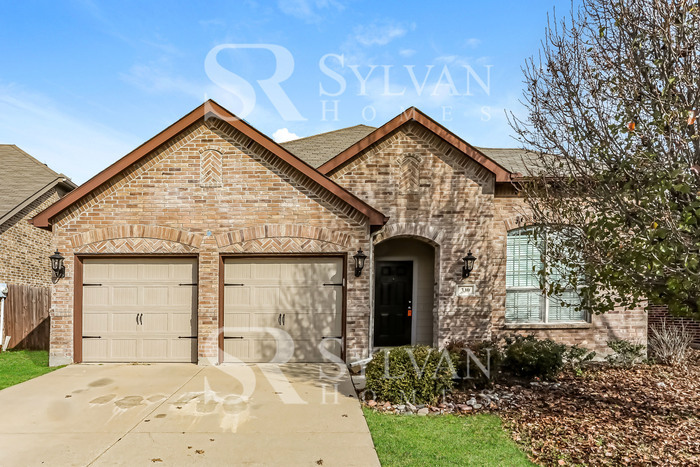 330 Hawthorn Dr in Rockwall, TX - Building Photo