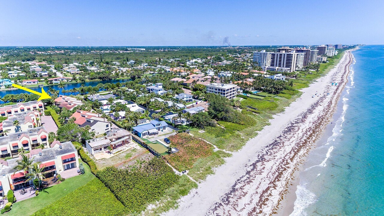 220 Celestial Way-Unit -1 in Juno Beach, FL - Building Photo