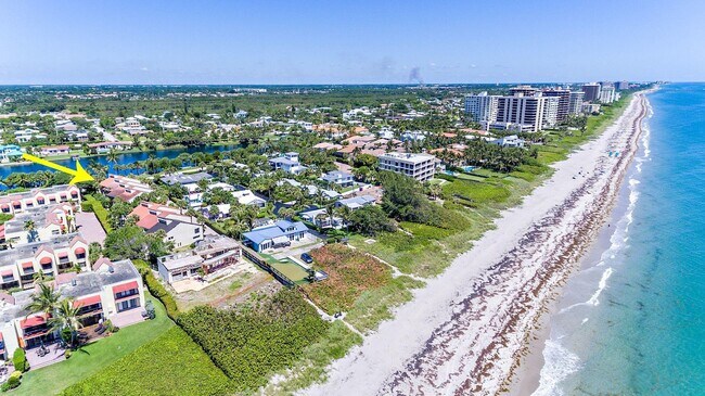 220 Celestial Way in Juno Beach, FL - Building Photo - Building Photo